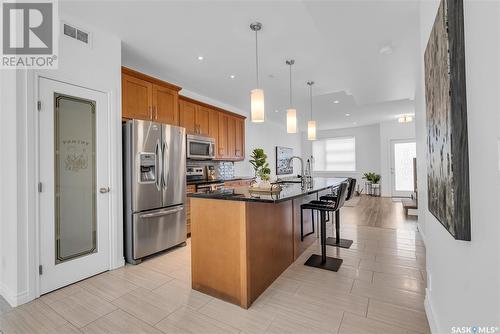 1005 5Th Street E, Saskatoon, SK - Indoor Photo Showing Kitchen With Stainless Steel Kitchen With Upgraded Kitchen
