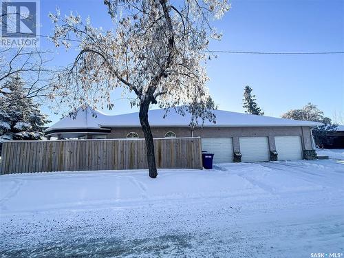 3 501 Centre Street, Meadow Lake, SK - Outdoor