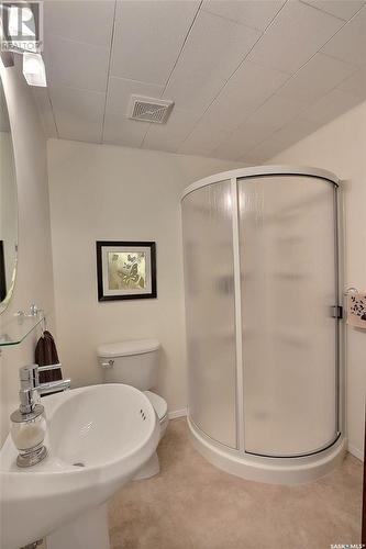 23 1620 Olive Diefenbaker Drive, Prince Albert, SK - Indoor Photo Showing Bathroom
