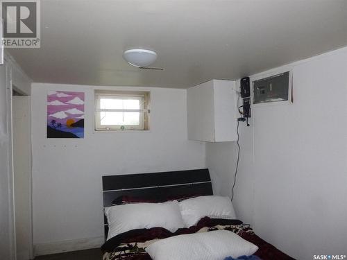 465 Froom Crescent, Regina, SK - Indoor Photo Showing Bedroom