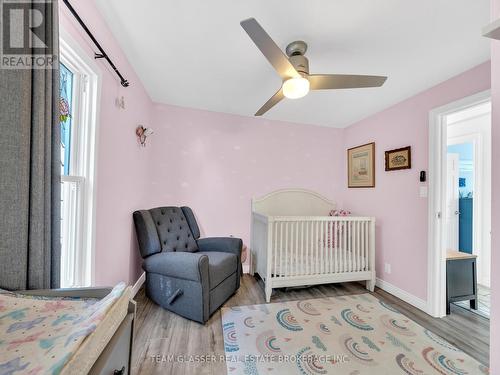 1317 Lillian Avenue, Windsor, ON - Indoor Photo Showing Bedroom