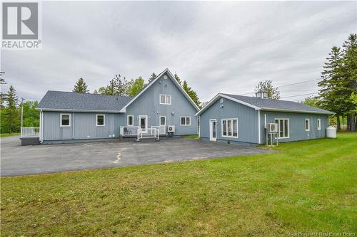 546 Saint-Pierre Ouest Boulevard, Caraquet, NB - Outdoor