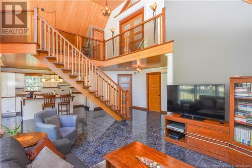 546 Saint-Pierre Ouest Boulevard, Caraquet, NB - Indoor Photo Showing Kitchen With Double Sink