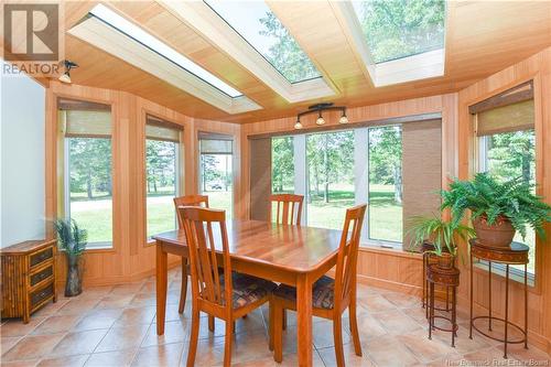 546 Saint-Pierre Ouest Boulevard, Caraquet, NB - Indoor Photo Showing Dining Room