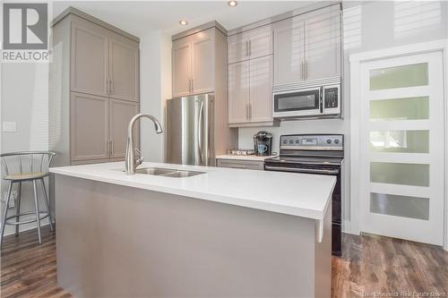 546 Saint-Pierre Ouest Boulevard, Caraquet, NB - Indoor Photo Showing Living Room