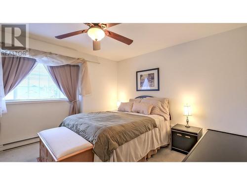 160 Celano Crescent Unit# 104, Kelowna, BC - Indoor Photo Showing Bedroom