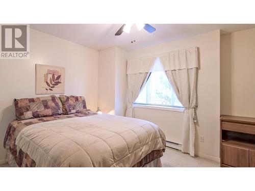 160 Celano Crescent Unit# 104, Kelowna, BC - Indoor Photo Showing Bedroom