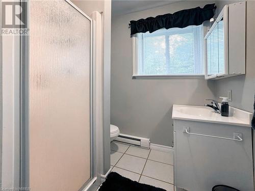 315 Regal Road, North Bay, ON - Indoor Photo Showing Bathroom