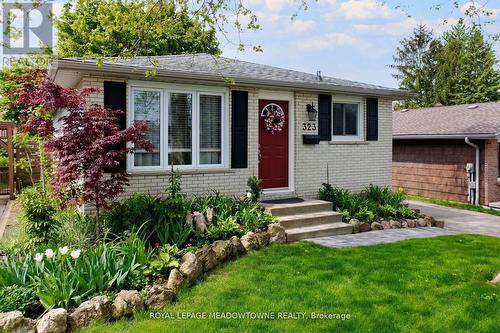 323 Grand Ridge Drive, Cambridge, ON - Outdoor