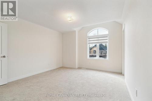 1409 Davis Loop, Innisfil, ON - Indoor Photo Showing Other Room