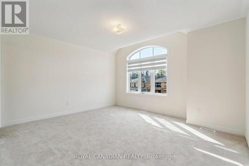 1409 Davis Loop, Innisfil, ON - Indoor Photo Showing Other Room