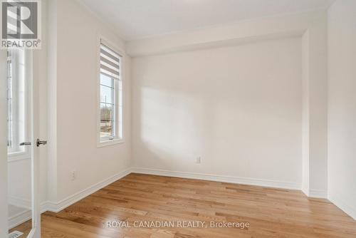 1409 Davis Loop, Innisfil, ON - Indoor Photo Showing Other Room