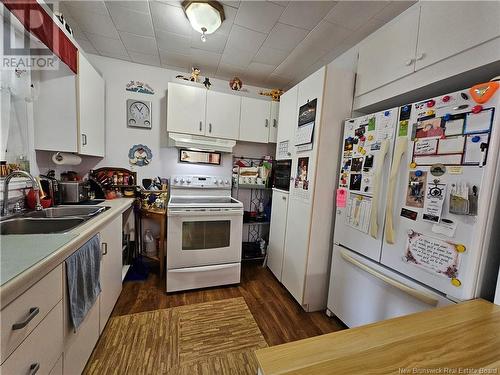 21 Boschert Road, Saint-Quentin, NB - Indoor Photo Showing Kitchen With Double Sink