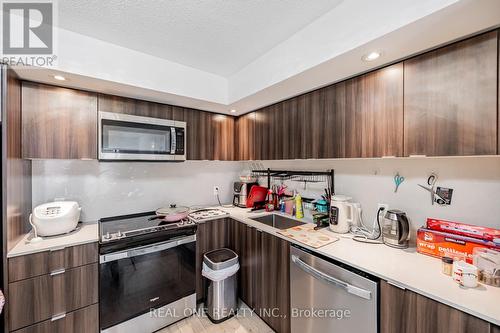 601 - 10 Eva Road, Toronto, ON - Indoor Photo Showing Kitchen With Upgraded Kitchen