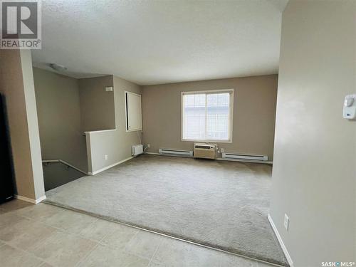 322 700 Battleford Trail, Swift Current, SK - Indoor Photo Showing Other Room