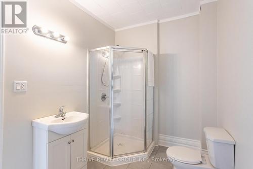 942 Westminster Drive, London, ON - Indoor Photo Showing Bathroom