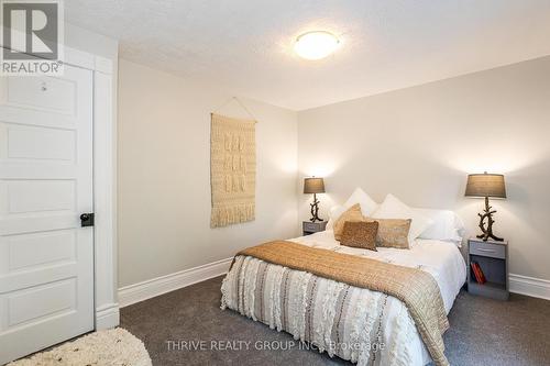 942 Westminster Drive, London, ON - Indoor Photo Showing Bedroom