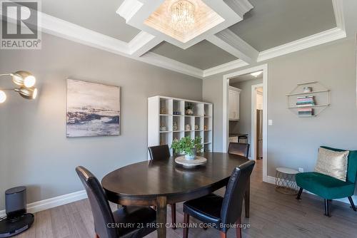 2354 Red Thorne Avenue, London, ON - Indoor Photo Showing Dining Room