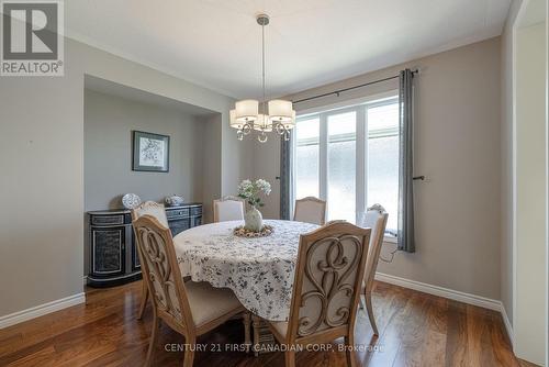 2367 Yellowbirch Court, London, ON - Indoor Photo Showing Dining Room