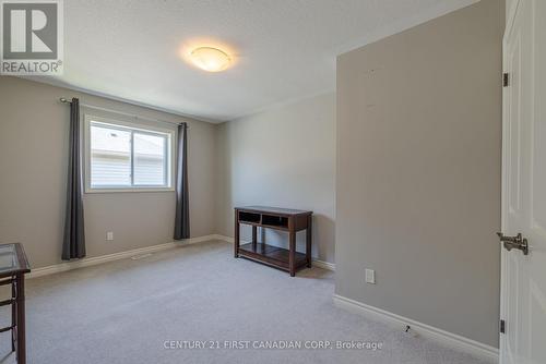2367 Yellowbirch Court, London, ON - Indoor Photo Showing Other Room
