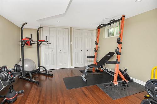 4391 Kerry Court, Burlington, ON - Indoor Photo Showing Gym Room