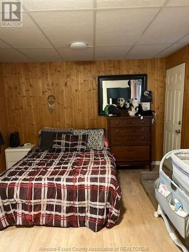 4549 Grand Marais Road East, Windsor, ON - Indoor Photo Showing Bedroom