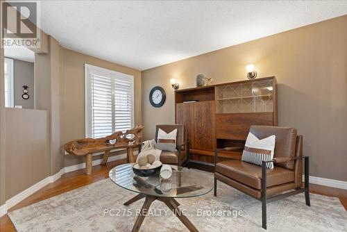 1233 Thornley Street, London, ON - Indoor Photo Showing Other Room