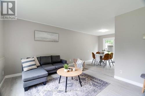 3 - 155 Water Street, Southwest Middlesex, ON - Indoor Photo Showing Living Room