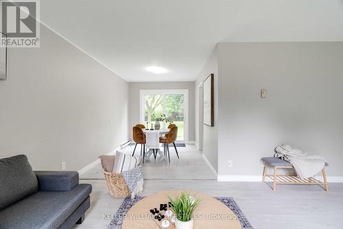 3 - 155 Water Street, Southwest Middlesex, ON - Indoor Photo Showing Living Room