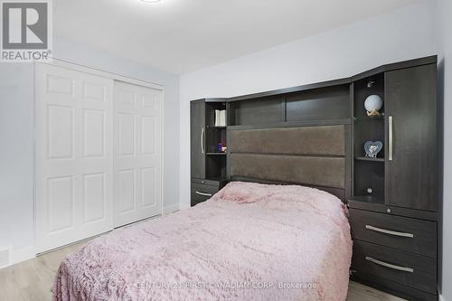 67 Roundhill Court, London, ON - Indoor Photo Showing Bedroom