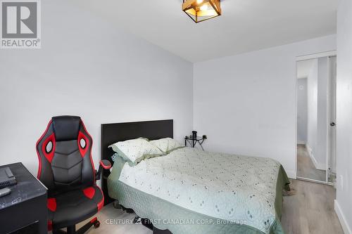 67 Roundhill Court, London, ON - Indoor Photo Showing Bedroom
