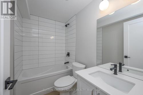 13 - 2835 Sheffield Place, London, ON - Indoor Photo Showing Bathroom