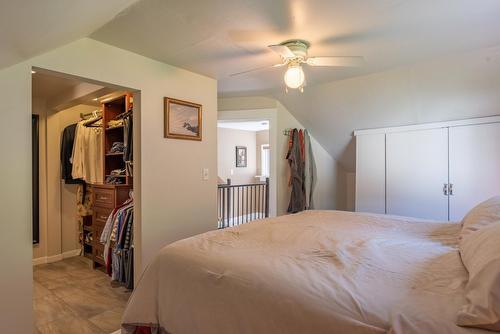 2465 Highway 3A, Nelson, BC - Indoor Photo Showing Bedroom