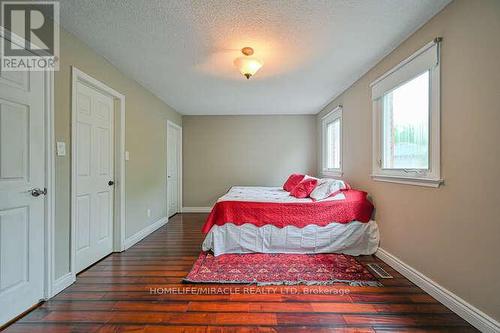 28 Meadow Bush Court, Brampton, ON - Indoor Photo Showing Bedroom