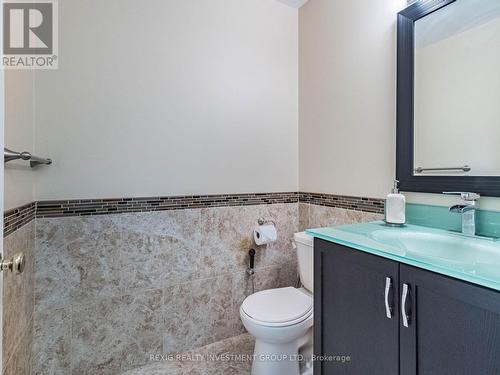 2857 Termini Terrace, Mississauga, ON - Indoor Photo Showing Bathroom