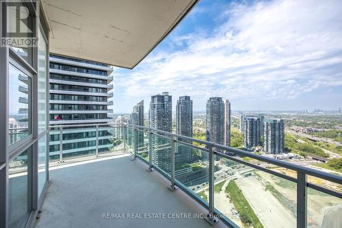 Lph3802 - 33 Shore Breeze Drive, Toronto, ON - Outdoor With Balcony With View With Exterior