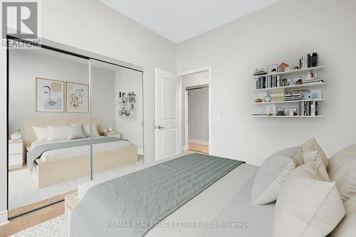 Lph3802 - 33 Shore Breeze Drive, Toronto, ON - Indoor Photo Showing Bedroom