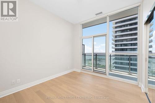 Lph3802 - 33 Shore Breeze Drive, Toronto, ON - Indoor Photo Showing Other Room