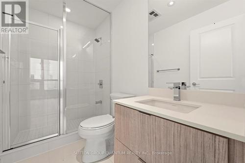 3503 - 395 Bloor Street E, Toronto (North St. James Town), ON - Indoor Photo Showing Bathroom