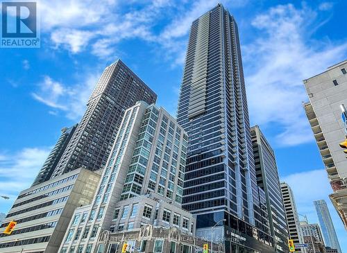 3503 - 395 Bloor Street E, Toronto (North St. James Town), ON - Outdoor With Facade