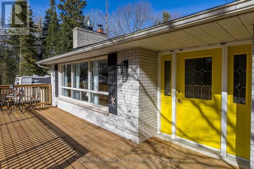 517 Belmont 2Nd Line, Havelock-Belmont-Methuen, ON - Outdoor With Deck Patio Veranda With Exterior