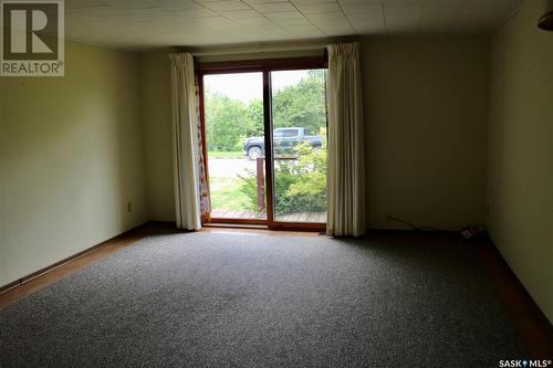 305 Cross Street, Maryfield, SK - Indoor Photo Showing Other Room