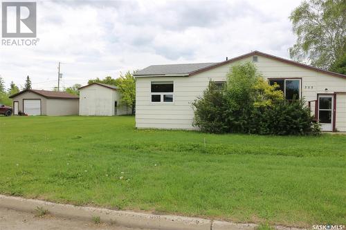 305 Cross Street, Maryfield, SK - Outdoor