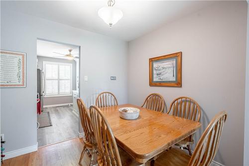 1523 Westminster Place, Burlington, ON - Indoor Photo Showing Dining Room