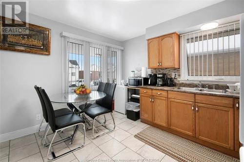 1829 Drouillard Road, Windsor, ON - Indoor Photo Showing Dining Room