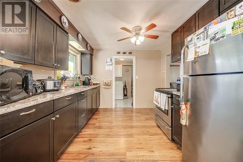 3278 Clemenceau Boulevard, Windsor, ON - Indoor Photo Showing Kitchen