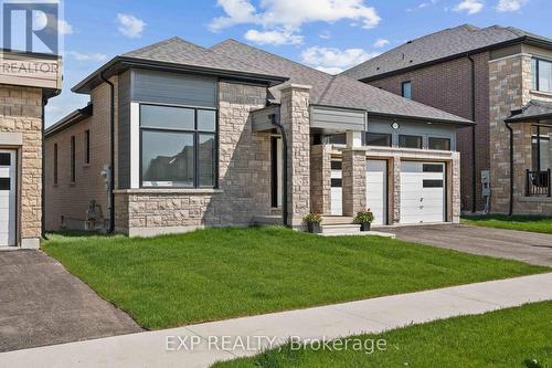 106 Shoreview Drive, Welland, ON - Outdoor With Facade