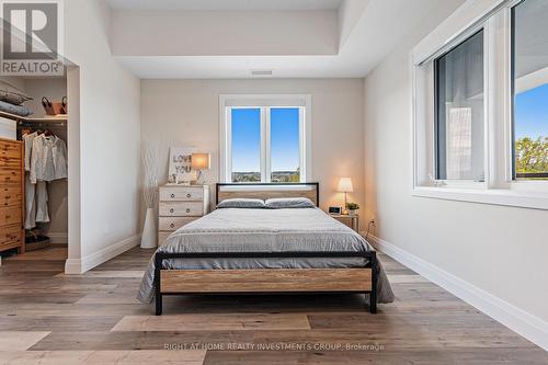 501 - 4514 Ontario Street, Lincoln, ON - Indoor Photo Showing Bedroom