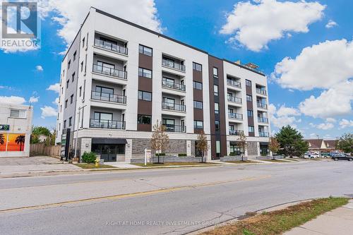 501 - 4514 Ontario Street, Lincoln, ON - Outdoor With Balcony With Facade