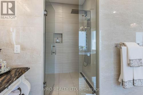 23 Glenbrook Boulevard, Brampton, ON - Indoor Photo Showing Bathroom